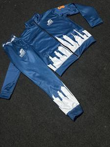 Conjuntos de entrenamiento cómodos y transpirables para correr y hacer deporte, paquete de chándal para hombre con polos personalizados para equipos y clubes. - Product Image 3