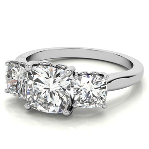 Anillo de Lujo con Moissanita Corte Cojín Certificada, Plata de Ley 925 Bañada en Oro, Solitario para Compromiso, Boda, Promesa, Aniversario - Product Image 3