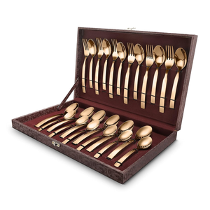 Juego de Cuchara y Tenedor de Acero Inoxidable Dorado de Lujo con Caja de Regalo Premium, Elegante Juego de Cubiertos para el Hogar, Hotel, Restaurante - Product Image 5