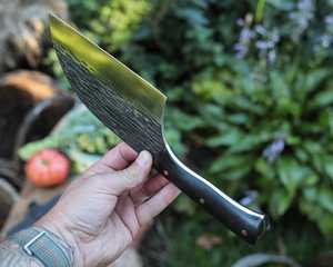 The SHARP POINT TRADES - Tirachinas de Acero de Damasco con Hoja Recta y Mango de Madera, Garantía de 3 Años, Grosor de Hoja de 0.5mm - Product Image 4