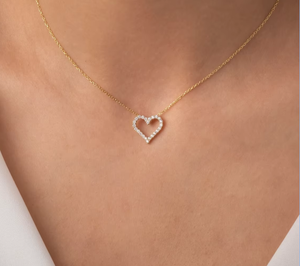 Collar de cadena con colgante de corazón abierto de oro amarillo de 14 quilates con diamantes de laboratorio de grado VS, a la moda, para mujer, ideal para bodas y fiestas. - Product Image 2