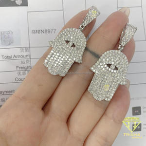 จี้ห้อยมือทำจากเงินแท้ 925 ประดับเพชรโมอิสซาไนต์ พร้อมการฝังเพชรทรงกลมอย่างประณีตและเคลือบเงา - Product Image 5