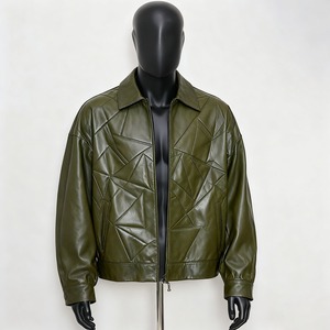 Blouson en cuir PU vert olive géométrique pour homme, col rabattu, fermeture éclair, style motard, coupe classique, pour l'automne. - Product Image 6