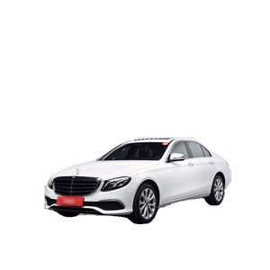 Mercedes-Benz Classe E E220d 4MATIC Exclusive Juin 2020 146 753 km Diesel Automatique Sièges en cuir Caméra de recul Volant à gauche - Product Image 1