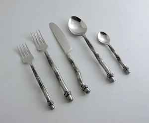 Compre Cuchara para Servir Ensaladas de Acero Inoxidable Plateado, Apta para Lavavajillas, Cuchara para Servir de Diseño, Calidad de Exportación para Cocina, Hotel y Hogar, Venta al por Mayor - Product Image 1