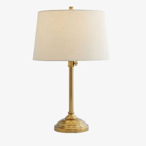 Lampe de table en fer doré de luxe avec abat-jour en tissu blanc pour la décoration moderne de la chambre à coucher et du salon - Product Image 2