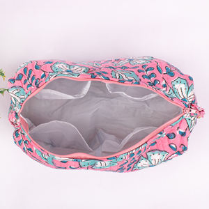 Nueva bolsa de maquillaje acolchada ecológica, bolsa de almacenamiento personalizada, linda bolsa organizadora de cosméticos de algodón con estampado floral para mujeres, para viaje. - Product Image 5