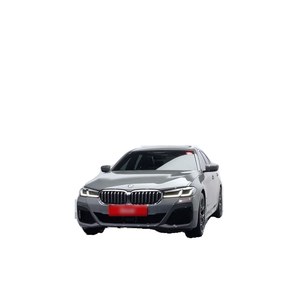 BMW Serie 5 530i M Sport 2023 con Volante a la Izquierda, Caja de Cambios Automática, 5,050 km - Product Image 1