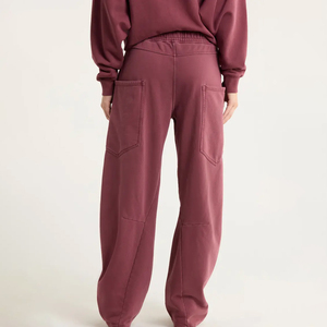 High Quality Men's Cotton Fleece Oversize Pant for Men Outdoor wear Drop Shoulder Oversize Sweatpants - Product Image 2