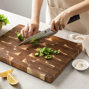 Planche à découper en bois d'acacia massif de qualité supérieure, extra large et épaisse, à grain de bois transversal, pour la cuisine (vente en gros) - Product Image 3