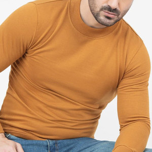 เสื้อสเวตเชิ้ตคอกลมผู้ชาย แขนยาว ทรงปกติ สวมใส่สบาย - Product Image 4