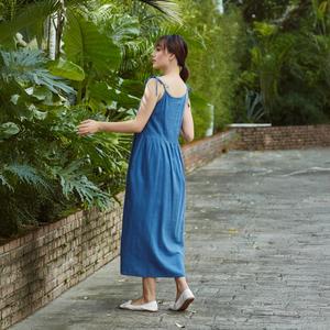 Robe longue décontractée d'été pour femme en coton et lin bleu, sans manches, coupe ample, style bohème - Product Image 4