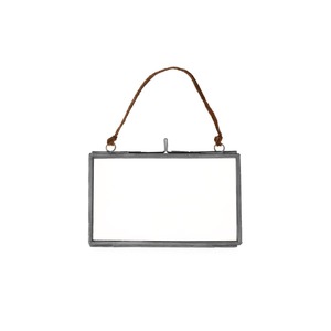 Decorative Metal And Glass Photo <b>Frame</b> With Durable Construction For Hotel Restaurant And Home Display - Product Image 1