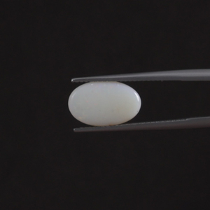 Opale naturelle blanche certifiée IGI, pierre précieuse en vrac, 1,64 carat, taille ovale 13,5x8,5 MM, traitée par un traitement de cirage/huilage léger, provenance Inde - Product Image 3