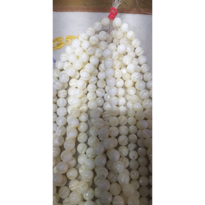 ลูกปัดมุกธรรมชาติทรงกลมขนาด 8 มม. คุณภาพสูง ความยาว 16 นิ้ว สำหรับทำเครื่องประดับ สร้อยข้อมือแฟชั่นทันสมัยสำหรับทุกเพศ - Product Image 4