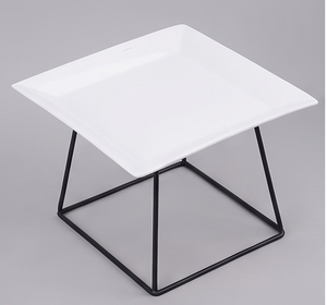 Plateau carré en céramique de luxe avec support en métal noir pour servir des desserts, parfait pour la cuisine, les mariages et les restaurants - Product Image 1