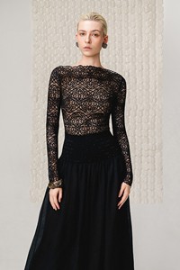Nueva Llegada, Elegantes Blusas para Mujer, ODM, Mangas Largas, Encaje Negro, Hombros Descubiertos, Blusas y Camisas de Mujer de WhiteAnt - Product Image 5