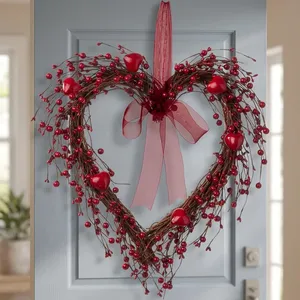 Encantadora corona de ramitas en forma de corazón adornada con bayas rojas y corazones brillantes, decoración romántica para la puerta principal del día de San Valentín. - Product Image 1