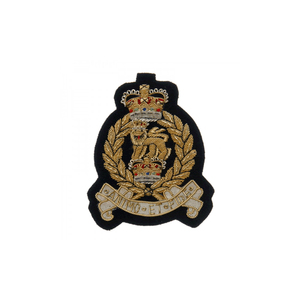 Badges de blazer personnalisés brodés à la main de qualité supérieure pour les officiers, avec tissu de haute qualité - Product Image 1