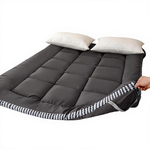 Protège-matelas matelassé en polyester lavable toutes saisons pour lit simple, double, queen et king size, couleur unie, pour usage domestique - Product Image 2