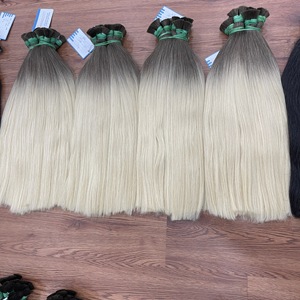 Meilleure vente de cheveux humains droits en vrac ombre naturelle sans enchevêtrement texture lisse prix d'usine - Product Image 4