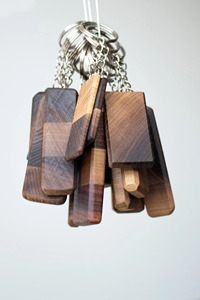 Classic Collection Wooden <b>Key</b> <b>Chains</b> Timeless Wooden <b>Key</b> <b>Chains</b> Solid Style Wooden <b>Key</b> <b>Chains</b> Wholesale Factory Item Use Wooden - Product Image 3