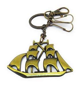 Llavero de Barco Pirata Vintage Hecho a Mano, Colgante de Barco de Bronce, Accesorio de Cordón Náutico Multicolor - Product Image 1