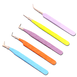 Pince à épiler professionnelle en acier inoxydable, pointe diamantée, poignée anti-poussière, couleur turquoise, 90 degrés, pour volume classique, prix de gros, beauté - Product Image 1