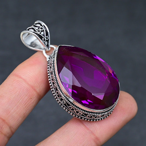 Venta al por mayor de colgantes de plata de ley con amatista púrpura facetada en forma de pera, creados en laboratorio, para mujeres. - Product Image 4