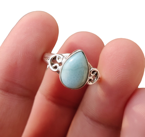 Anillo con Engaste de Larimar Natural en Plata de Ley 925, Cabujón en Forma de Lágrima, Joyería de Piedras Preciosas de Lujo Hecha a Mano para Bodas y Fiestas - Product Image 6