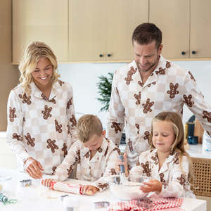 Conjunto de Pijamas Familiares Navideños OEM, 100% Poliéster, Ropa de Dormir Informal a Juego para las Fiestas, Colección Festiva para Toda la Familia - Product Image 2