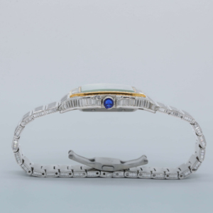 Reloj de Cuarzo de Acero Inoxidable Plateado de Lujo con Diseño Personalizado de Alta Calidad, Completamente Adornado con Diamantes Moissanite de Corte Baguette - Product Image 5