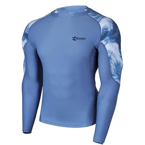 Chemise de protection contre les éruptions cutanées pour homme, flexible, en tissu Spandex/Polyester, design personnalisable - Parfaite pour la natation, le surf et les entraînements en plein air - Product Image 1