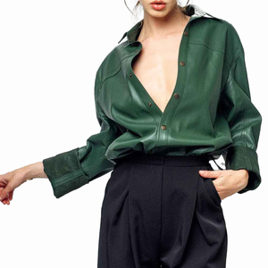 เสื้อเชิ้ตหนัง PU นุ่มสำหรับผู้หญิง มีกระเป๋าหน้าอก แขนยาว ทรงหลวม ติดกระดุมด้านหน้า แฟชั่นทันสมัย เหมาะสำหรับใส่ในชีวิตประจำวันและสไตล์สตรีท - Product Image 5