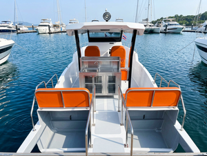 Yate deportivo de fibra de vidrio UBI 766 de 7.6m, 6 pasajeros, motor fueraborda de 120HP, para crucero, transporte, pesca, patrulla y ocio. - Product Image 6
