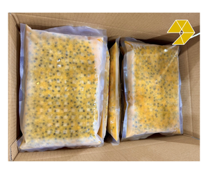 เนื้อมะเฟืองแช่แข็งพร้อมเมล็ดแบบก้อน เวียดนาม สีเหลืองสด มะเฟืองแช่แข็งสำหรับผลิตเครื่องดื่ม - Product Image 1