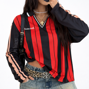 เสื้อฟุตบอลแบบยูนิเซ็กส์ทรงเรโทรขนาดใหญ่พิเศษ ระบายอากาศได้ดี คอวี แขนสั้น ย้อมสี ทรงบ็อกซี่ ครอป แบบ B2B เสื้ออเมริกันฟุตบอล - Product Image 1