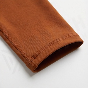 Ensemble de yoga pour femmes, vêtements de sport deux pièces, respirant, personnalisable, toutes tailles, couleur unie, marque privée - Product Image 6