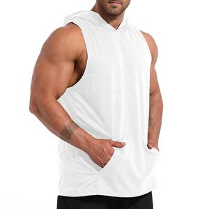 Sudadera sin mangas para hombre con cuello alto y logo frontal, ideal para fitness y entrenamiento en el gimnasio. - Product Image 2