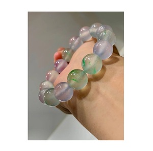 Bracelet en résine fait main de haute qualité avec finition artistique de luxe, bijoux de mode pour présentoirs de boutiques - Product Image 3