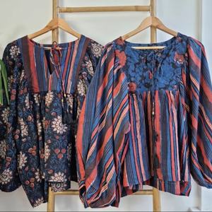 Blusa Bohemia de Algodón Puro con Estampado Floral Natural, Estilo Casual y Cómodo para el Verano, Diseño Indio Bagru - Product Image 1