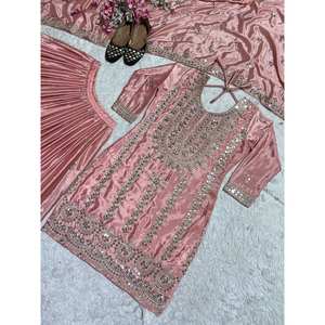 ชุดเดรสราตรีสำหรับนักออกแบบชุดเดรสงานปาร์ตี้ปักลายพื้นและ Dupatta - Product Image 2