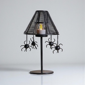 Portavelas de Mesa con Diseño de Araña de Hierro con Colgante de Araña, Decoración de Linterna Negra Espeluznante para Halloween, Centro de Mesa y Exhibición - Product Image 1