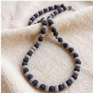 Modern KOTTRAVAI Stone Beaded Necklace <b>Polished</b> <b>Black</b> and Lavender Color Alternating Design From Tamil Nadu - Product Image 5