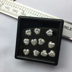 Diamant de laboratoire taille cœur, forme personnalisée, certifié IGI, 3mm-12mm, couleur D, 1ct, diamant non monté avec une taille excellente et un fini impeccable - Product Image 4