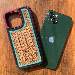 Nueva marca Western Playing Cards Custom Hand Tooled Funda de teléfono de cuero para iPhone Funda de cuero genuino IPhone 15 Pro Max - Product Image 2