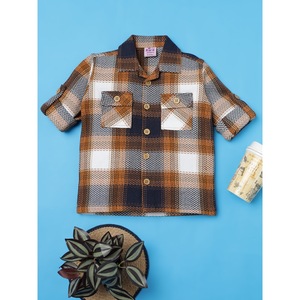 Chemise en coton décontractée pour garçons, imprimé à carreaux marron, marine et blanc - Product Image 4