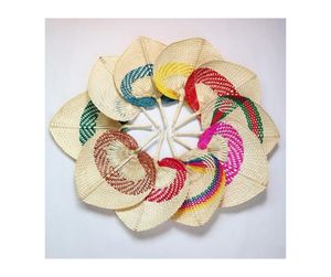 Ventilador de bambú colorido artesanal respetuoso con el medio ambiente y ventilador de hojas de palma: brisa fresca, decoración de bodas o regalo con precios de fábrica de Vietnam - Product Image 5
