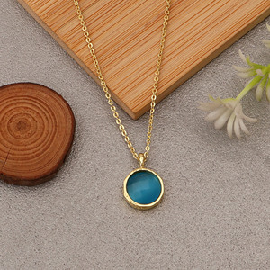 Collar con colgante redondo delicado de piedra preciosa ojo de gato azul, hecho a mano, chapado en oro, no se deslustra, para mujer, joyería para aniversario o boda. - Product Image 1