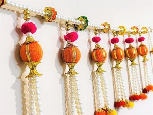Guirnaldas Decorativas Tradicionales de Lujo para Puertas, con Perlas Artificiales y Pompones, para la Festividad Diwali India - Product Image 2
